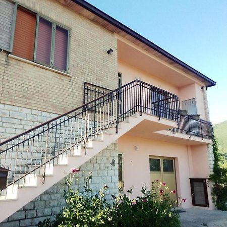 Casa Carducci Affittacamere Monteleto ภายนอก รูปภาพ